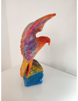 sculpture aigle multicolore