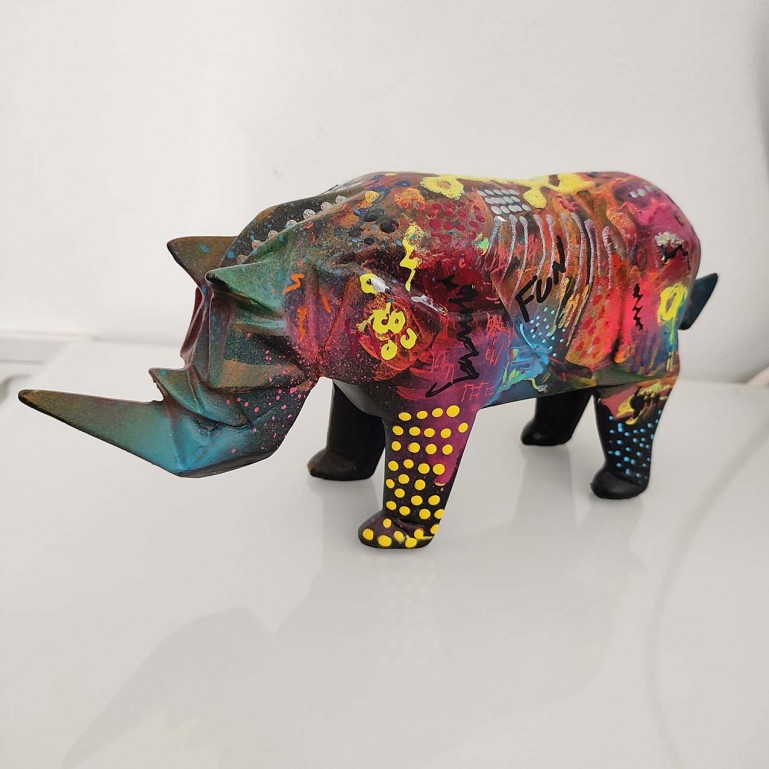 sculpture rhinoceros pop art