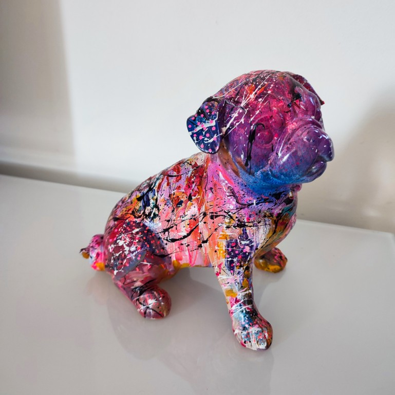 sculpture bouledogue colorée