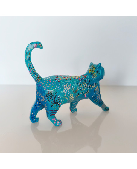 statue chat design
