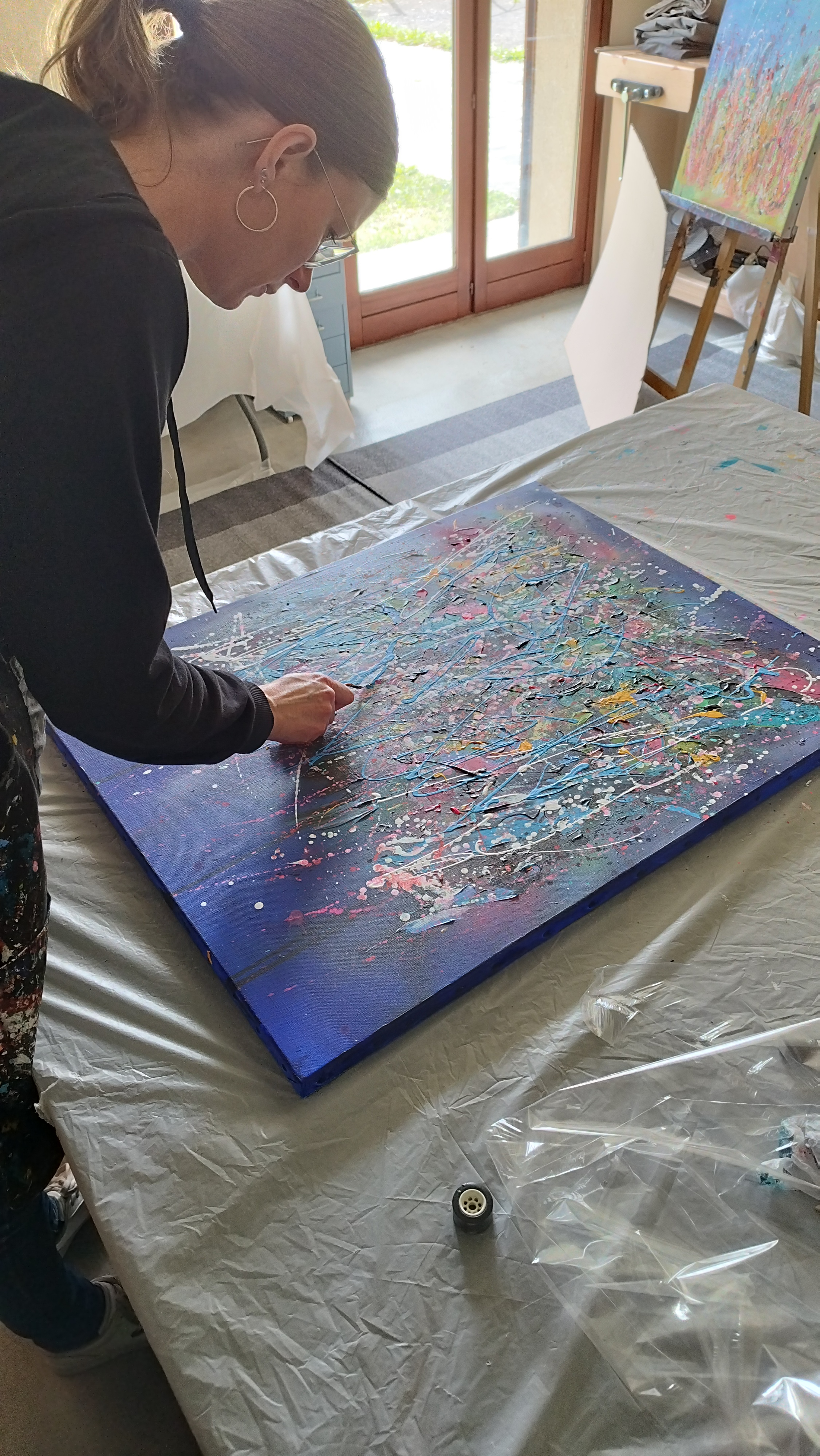 artiste-peintre-abstrait